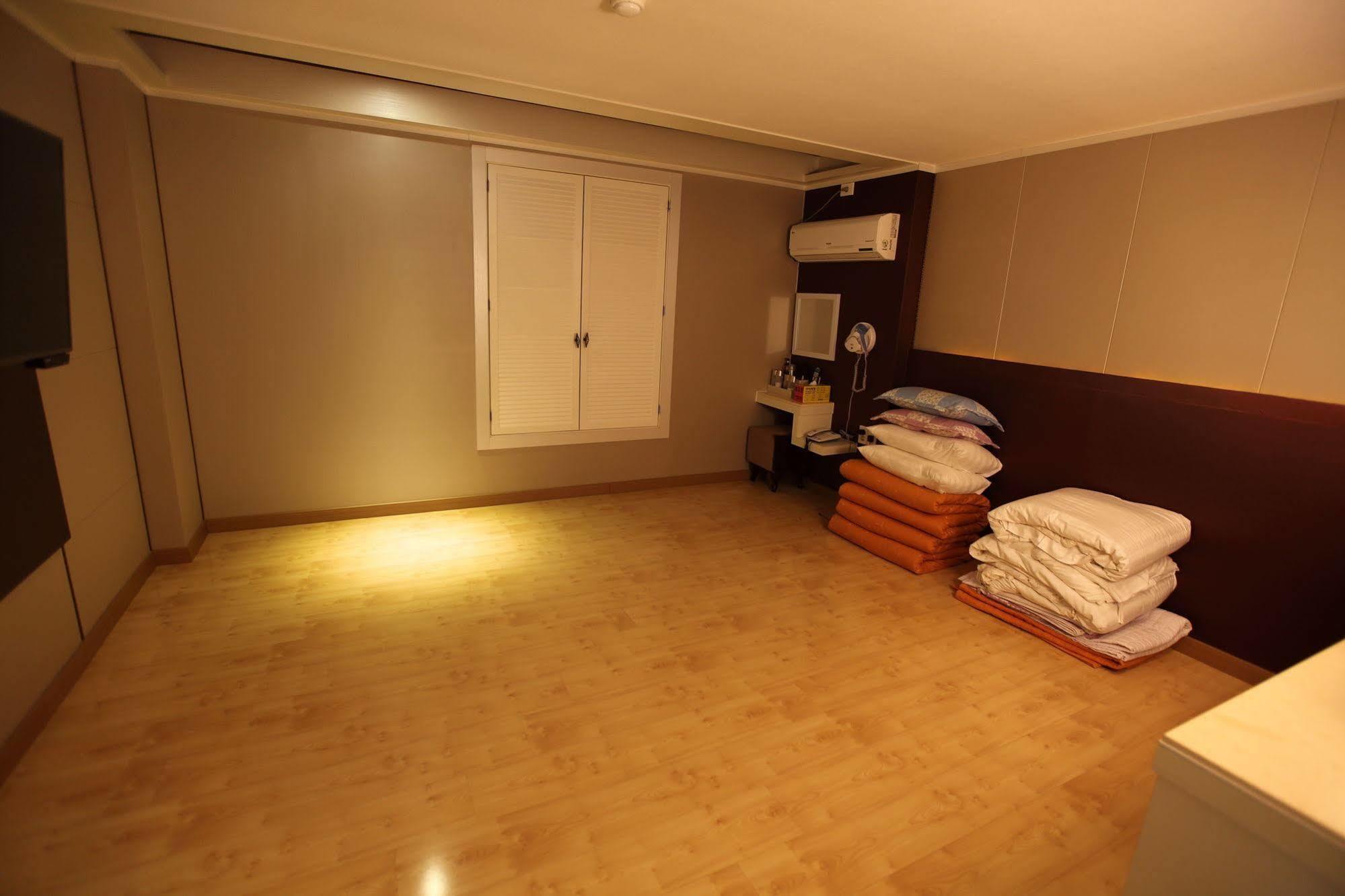 River Hotel 남원 외부 사진