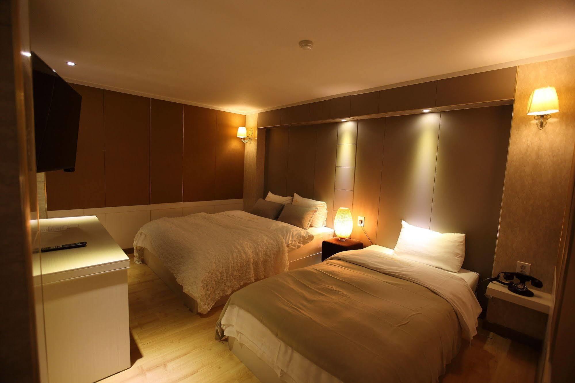 River Hotel 남원 외부 사진