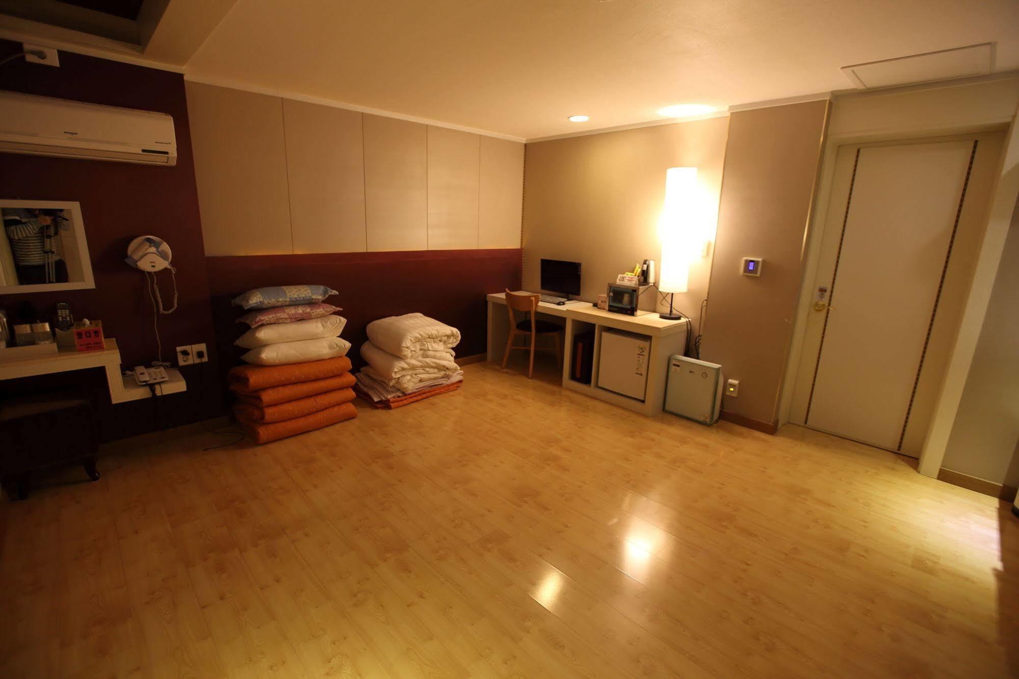 River Hotel 남원 외부 사진